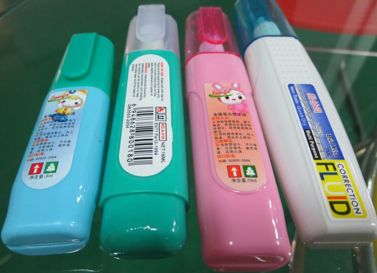 Kiöntő zsákok műanyag zacskó címkézőgép félautomata lapos felületre