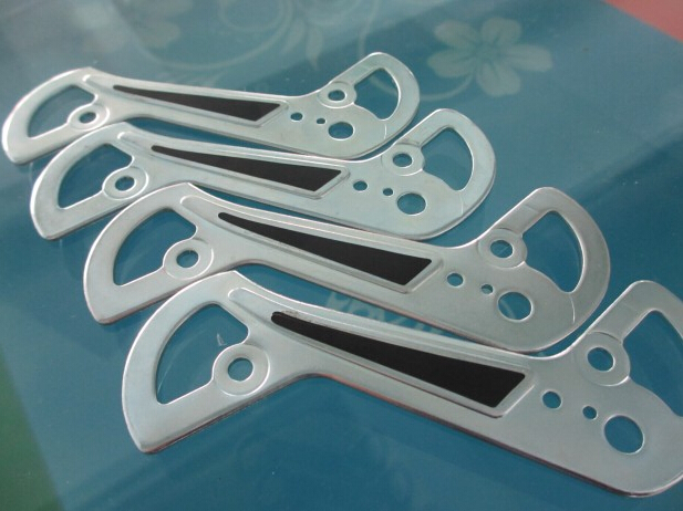 Kiöntő zsákok műanyag zacskó címkézőgép félautomata lapos felületre