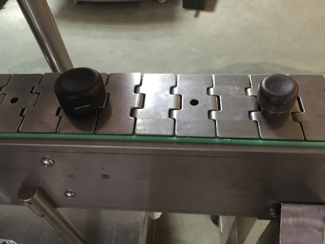 szalagok hüvelycímkéző gép.jpg