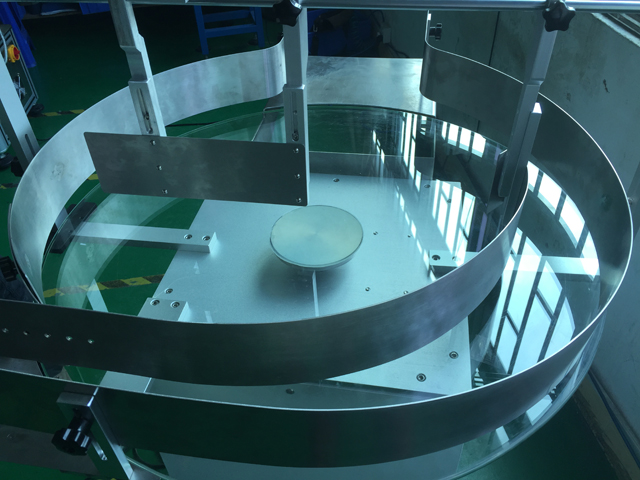 kerek palackokhoz forgótányér.jpg