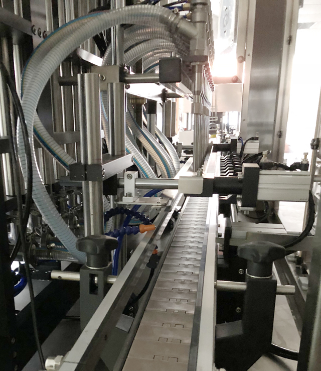 töltőgép automata.JPG