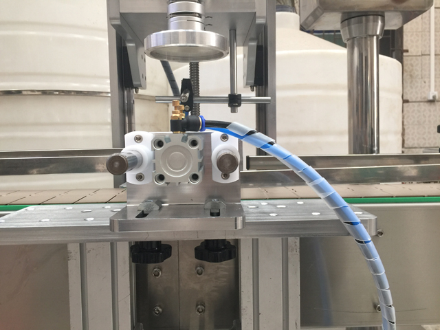 zárófej tégelyekhez.jpg