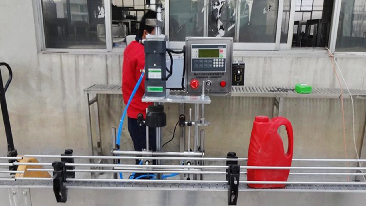 capper felszerelés.jpg