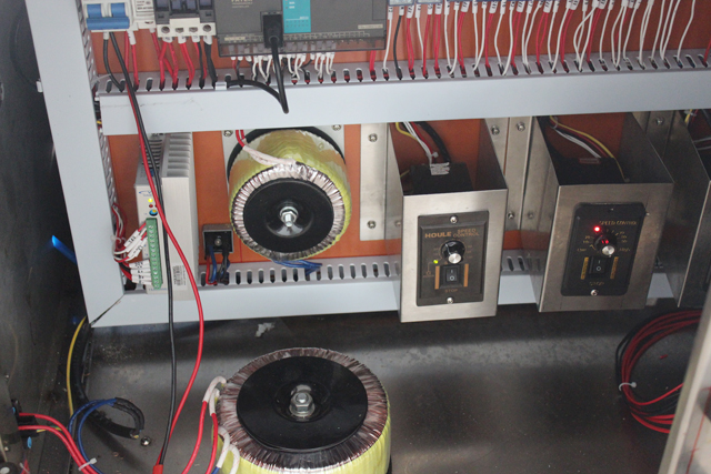 belső gép elektronikus.jpg