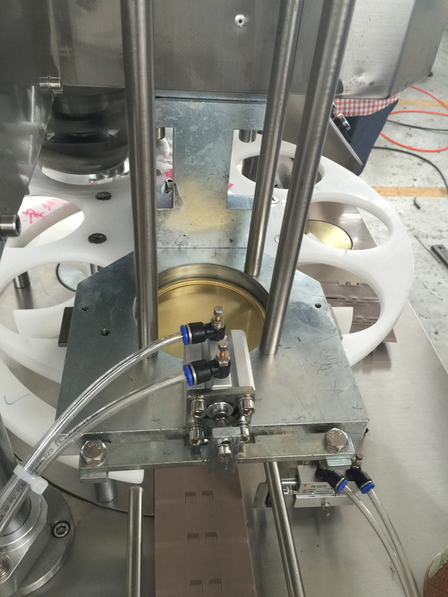 dobozok lezáró gépei.jpg