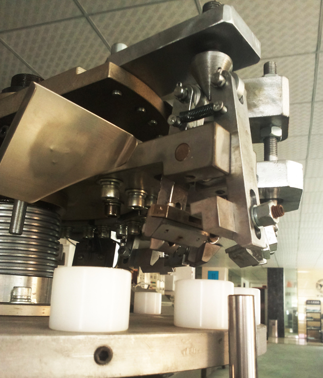 sealer part for metal hose fémcsövek tömítőtömítése.jpg