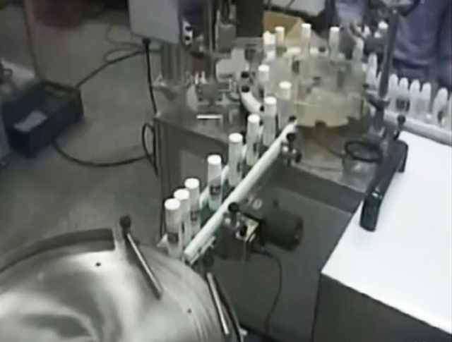 kitöltő kupakoló gépek.jpg