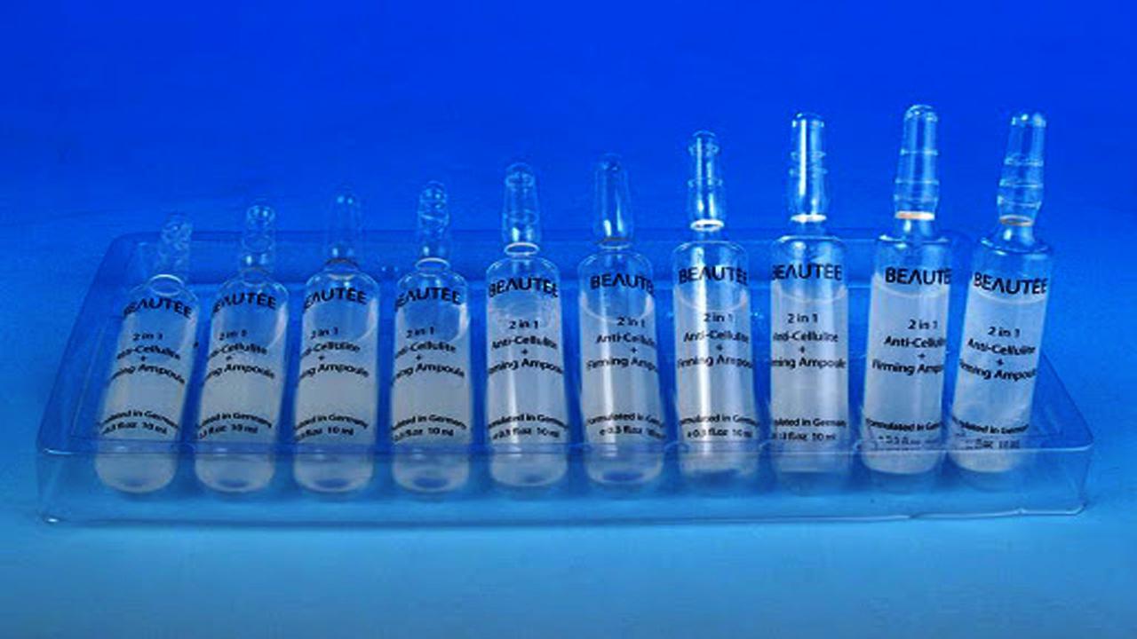 liquid solution bottles labeling machine samples final products ampullás üvegek.jpg