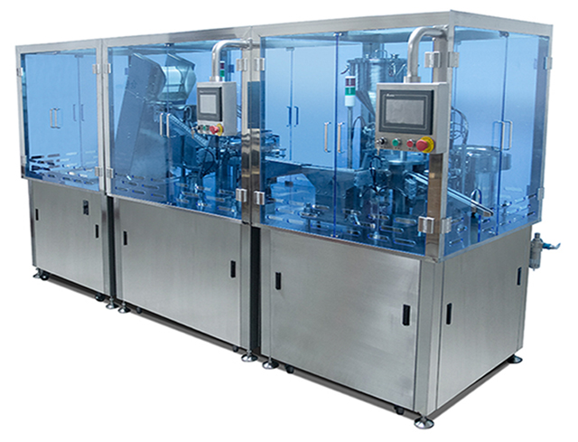 fecskendők összeszerelő töltősor.jpg