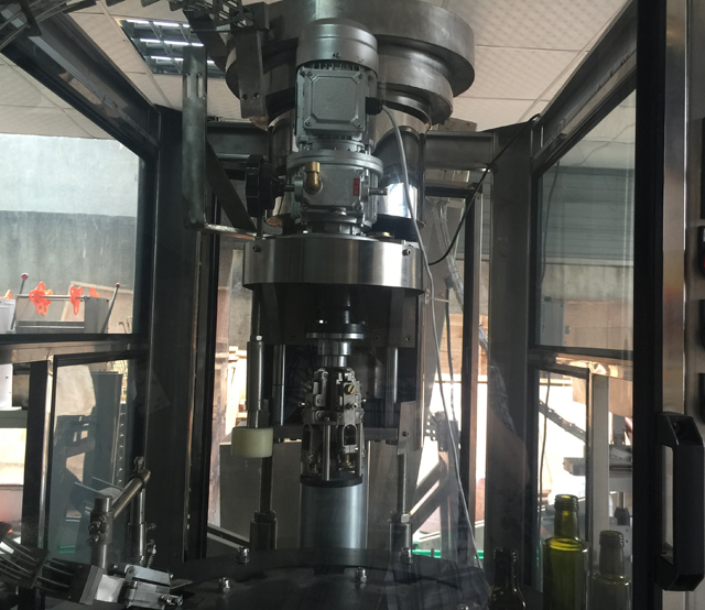 belül ropp kupakoló gép.jpg