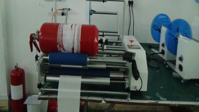 címkéző berendezések tűzoltó termékekhez.