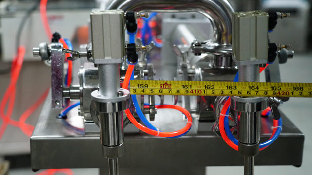 stainless steel connection part for whole filling machines töltőgép SS Steel-lel.jpg