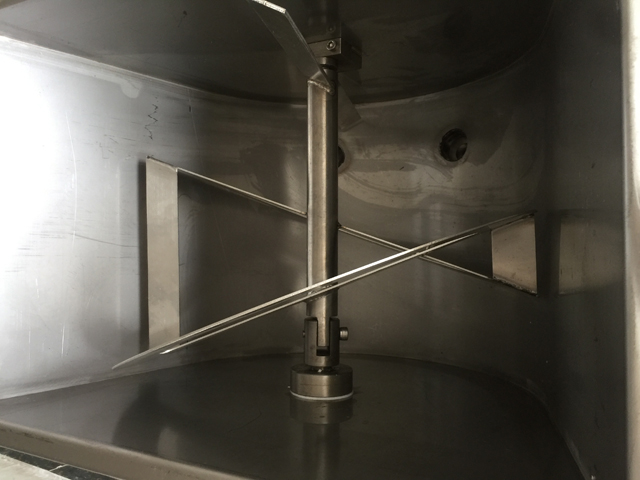 air guage for filling machines connected with air compressor légmérő a pontos töltési térfogat érdekében.jpg