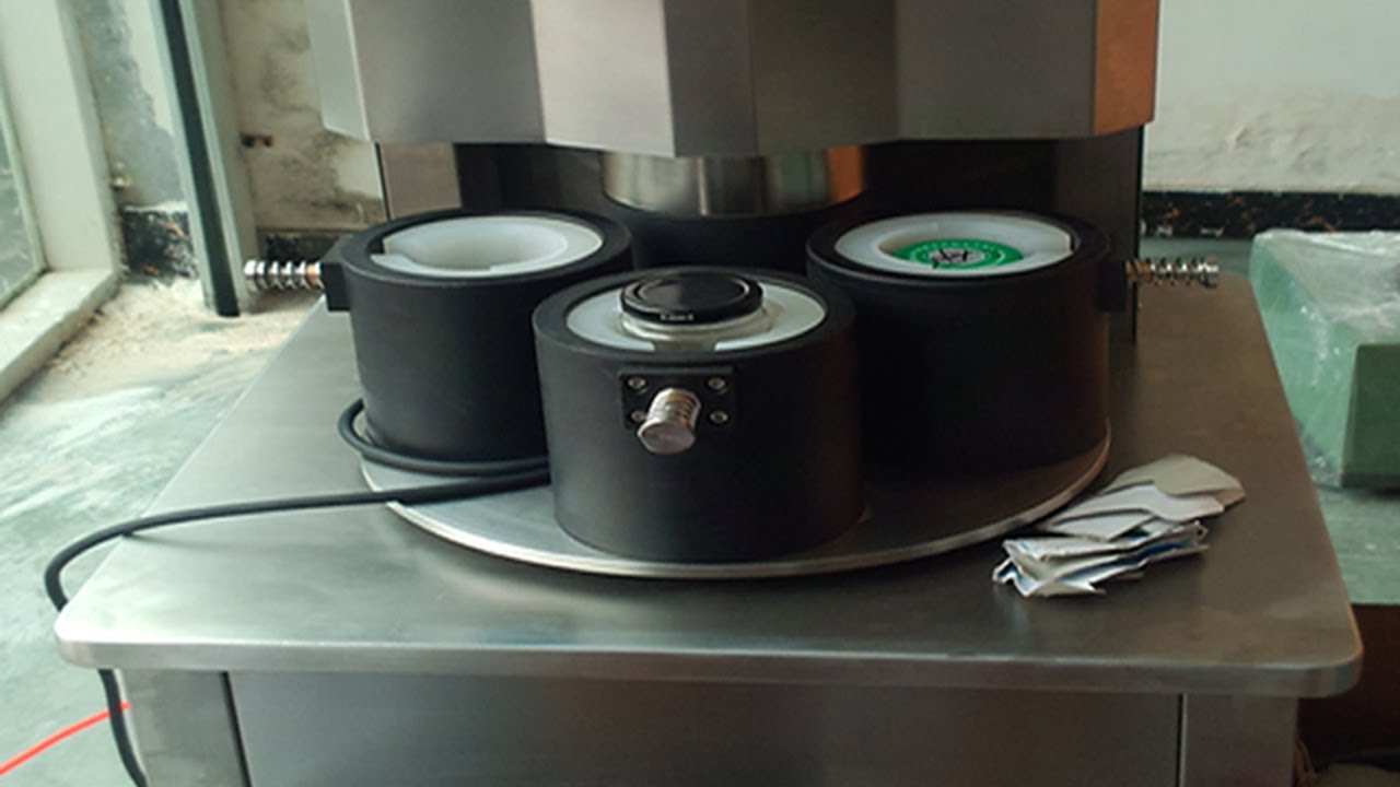 four heads vacuum capping machine semi automatic vákuum kupak kézikönyv.jpg