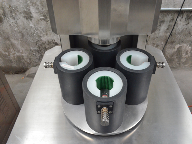 forma üvegek lezárásához.jpg