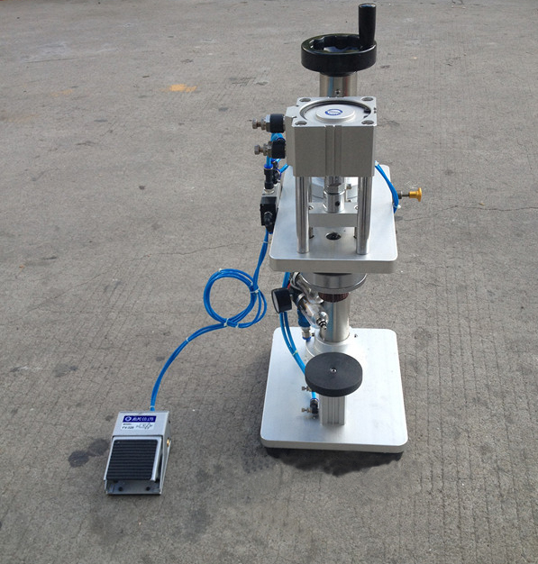 perfume pneumatic crimper equipments parfüm pneumatikus crimper.jpg