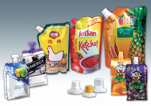 spout bags after filling egyfejű kifolyós zacskók feltöltése garattal .jpg