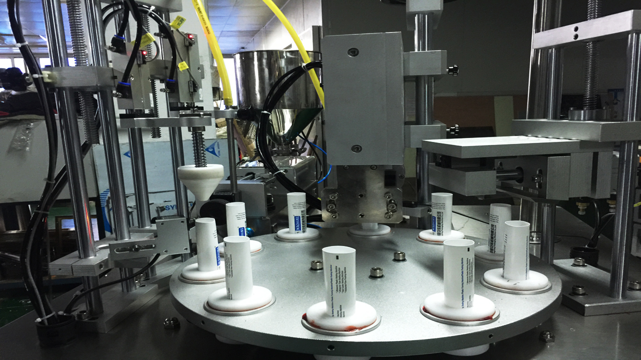 rotary filling sealing machine rotációs töltés ultrahangos csövek tömítés.jpg