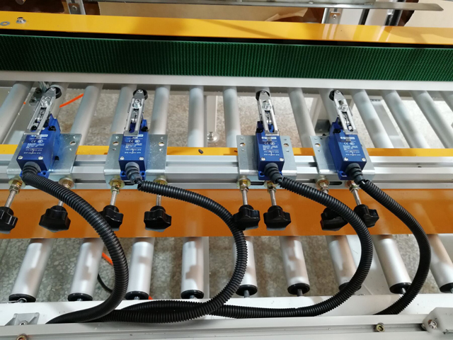 ragasztó spray kapcsoló.jpg