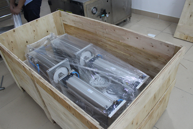 gép belsejében fa tok.jpg